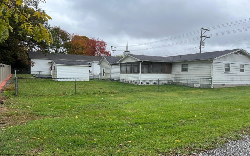 706 Central Street, Elkins, West Virginia 26241, 3 Bedrooms Bedrooms, 8 Rooms Rooms,1 BathroomBathrooms,Single Family Detached,For Sale,Central,10156778