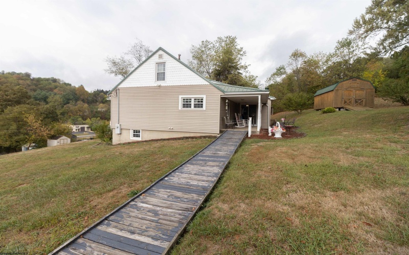 134 White Bird Way, Clarksburg, West Virginia 26301, 3 Bedrooms Bedrooms, 7 Rooms Rooms,1 BathroomBathrooms,Single Family Detached,For Sale,White Bird,10156806