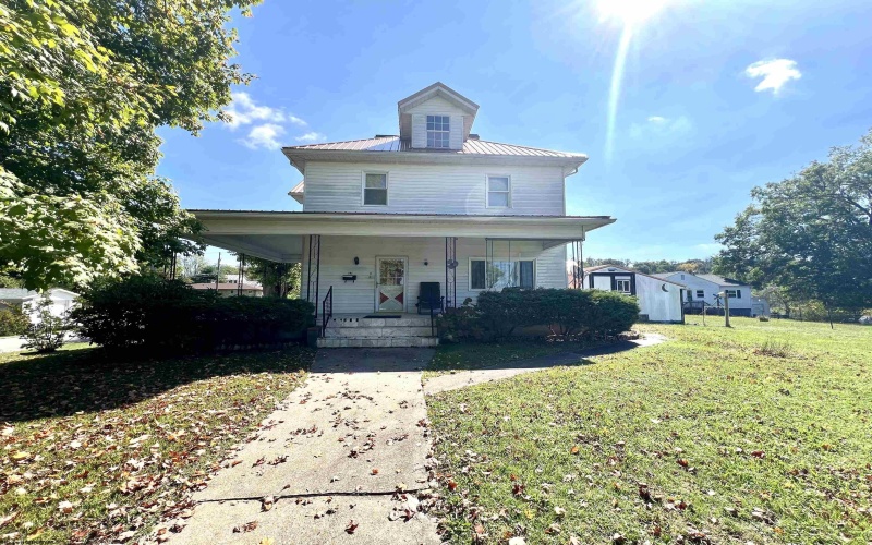 141 Gordon Street, Bridgeport, West Virginia 26330, 4 Bedrooms Bedrooms, 8 Rooms Rooms,2 BathroomsBathrooms,Single Family Detached,For Sale,Gordon,10156812