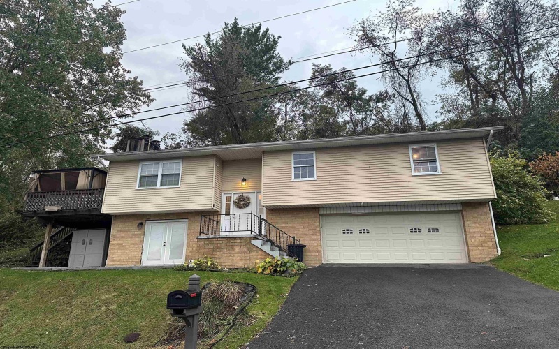 808 Alpine Street, Morgantown, West Virginia 26505, 3 Bedrooms Bedrooms, 7 Rooms Rooms,3 BathroomsBathrooms,Single Family Detached,For Sale,Alpine,10156816