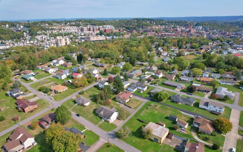 206 New York Avenue, Westover, West Virginia 26501, 4 Bedrooms Bedrooms, 8 Rooms Rooms,2 BathroomsBathrooms,Single Family Detached,For Sale,New York,10156849