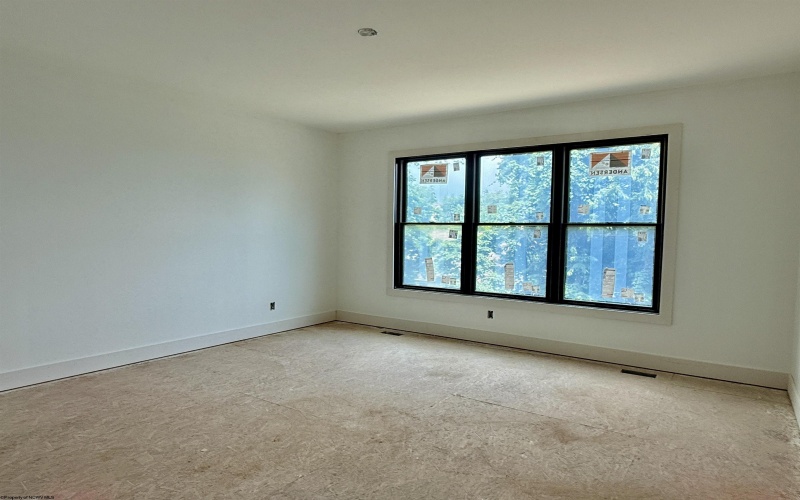 136 Southwind Circle, Morgantown, West Virginia 26508, 5 Bedrooms Bedrooms, 9 Rooms Rooms,3 BathroomsBathrooms,Single Family Detached,For Sale,Southwind,10156840