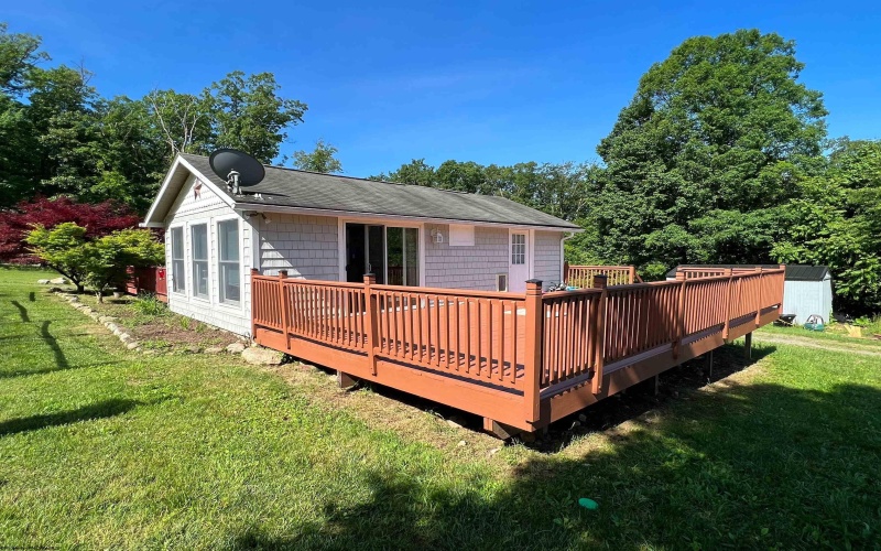 283 Brooklyns Way, Great Cacapon, West Virginia 25422, 2 Bedrooms Bedrooms, 8 Rooms Rooms,1 BathroomBathrooms,Single Family Detached,For Sale,Brooklyns,10156873