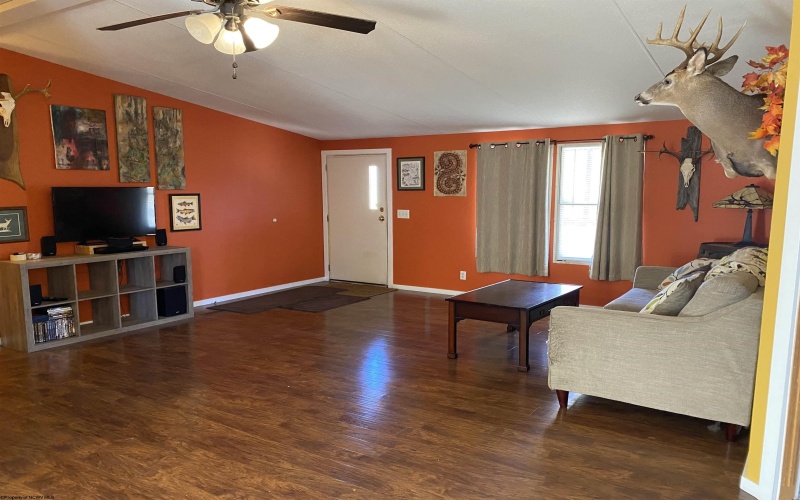 14 Sanford Lane, Buckhannon, West Virginia 26201-0000, 4 Bedrooms Bedrooms, 7 Rooms Rooms,2 BathroomsBathrooms,Single Family Detached,For Sale,Sanford,10156918