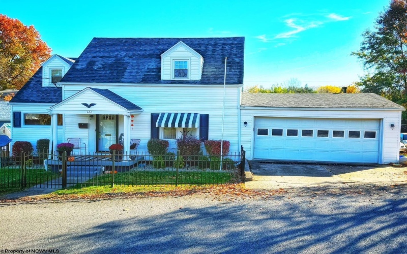 100 Cimarron Road, Clarksburg, West Virginia 26301, 3 Bedrooms Bedrooms, 7 Rooms Rooms,2 BathroomsBathrooms,Single Family Detached,For Sale,Cimarron,10156989