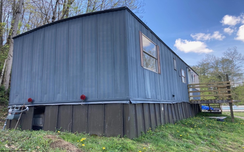 867 US Hwy 19 S Highway, Weston, West Virginia 26452, 1 Bedroom Bedrooms, 4 Rooms Rooms,1 BathroomBathrooms,Single Family Detached,For Sale,US Hwy 19 S,10153992