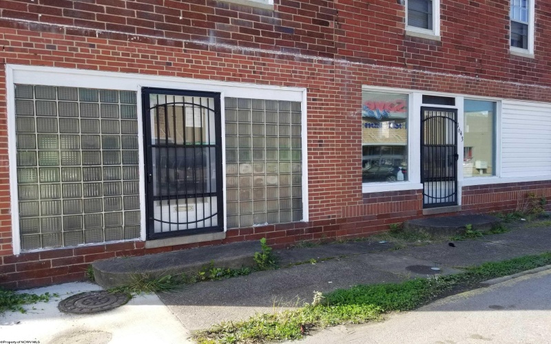 1643 Adams Avenue, Clarksburg, West Virginia 26301, ,Commercial/industrial,For Sale,Adams,10157093