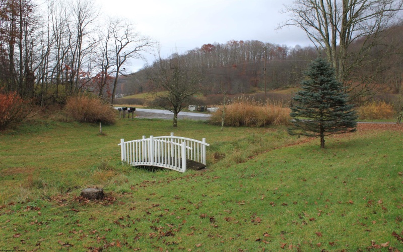 946 Meadow Fork Road, Camden on Gauley, West Virginia 26208, 3 Bedrooms Bedrooms, 9 Rooms Rooms,2 BathroomsBathrooms,Single Family Detached,For Sale,Meadow Fork,10157128