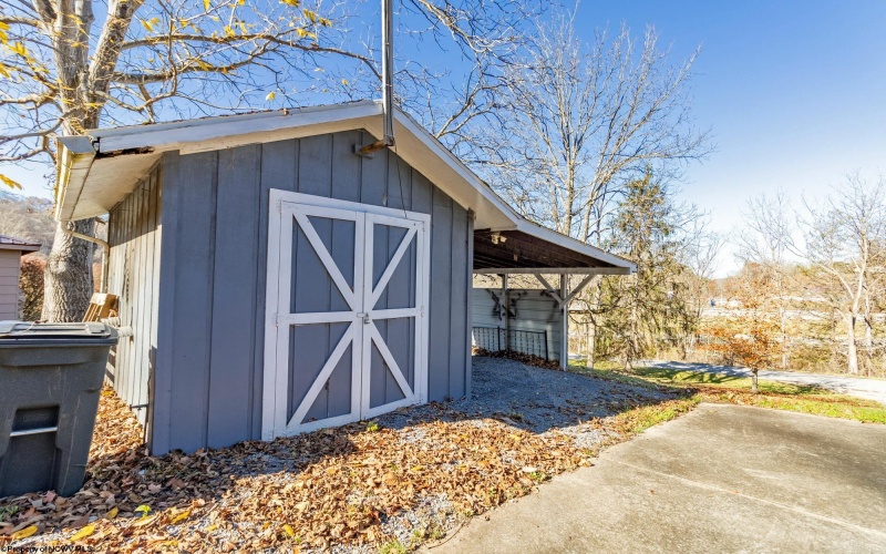 68 HERALD Drive, Fairmont, West Virginia 26554, 3 Bedrooms Bedrooms, 11 Rooms Rooms,3 BathroomsBathrooms,Single Family Detached,For Sale,HERALD,10157176