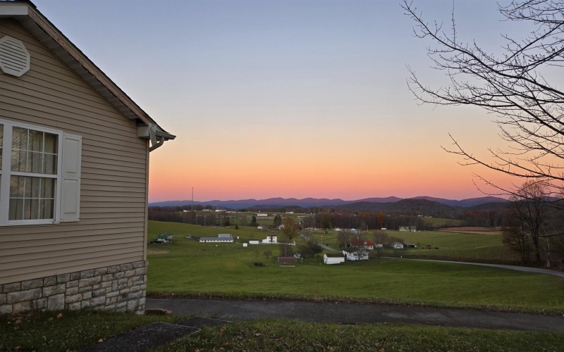 908 Point Pleasant Road, Belington, West Virginia 26250-9771, 3 Bedrooms Bedrooms, 8 Rooms Rooms,2 BathroomsBathrooms,Single Family Detached,For Sale,Point Pleasant,10157219