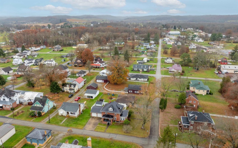 301 South Main Street, Carmichaels, Pennsylvania 15320, 3 Bedrooms Bedrooms, 8 Rooms Rooms,1 BathroomBathrooms,Single Family Detached,For Sale,South Main,10157240