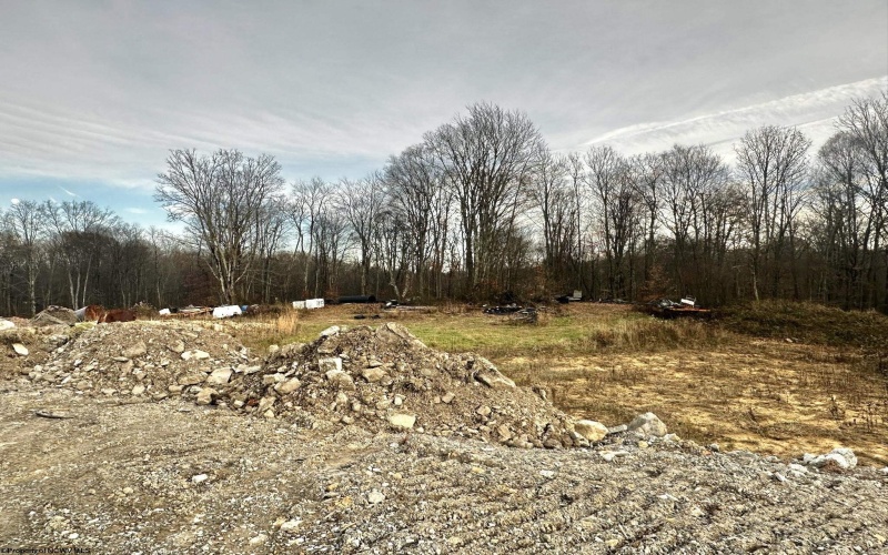 6341 Talbott Road, Belington, West Virginia 26250, ,Commercial/industrial,For Lease,Talbott,10157234