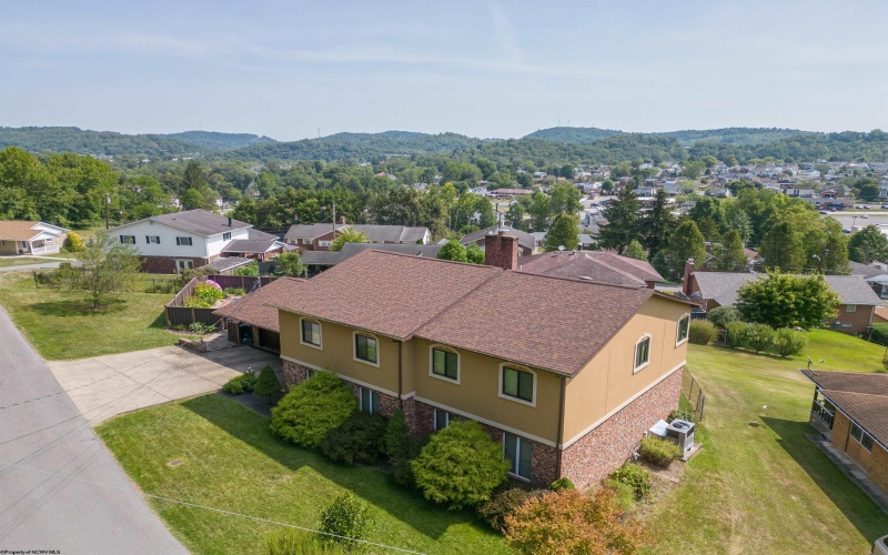 408 4th Avenue, Nutter Fort, West Virginia 26301, 4 Bedrooms Bedrooms, 12 Rooms Rooms,4 BathroomsBathrooms,Single Family Detached,For Sale,4th,10157228