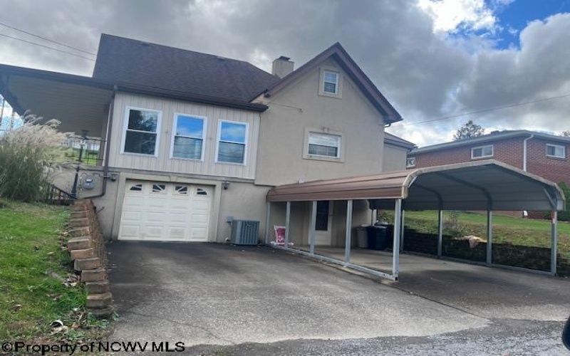 2345 Miller Avenue, Fairmont, West Virginia 26554, 3 Bedrooms Bedrooms, 6 Rooms Rooms,1 BathroomBathrooms,Single Family Detached,For Sale,Miller,10157308