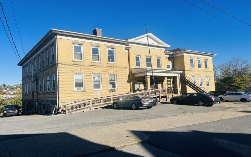 316 Columbia Street, Fairmont, West Virginia 26554, ,Commercial/industrial,For Sale,Columbia,10157317