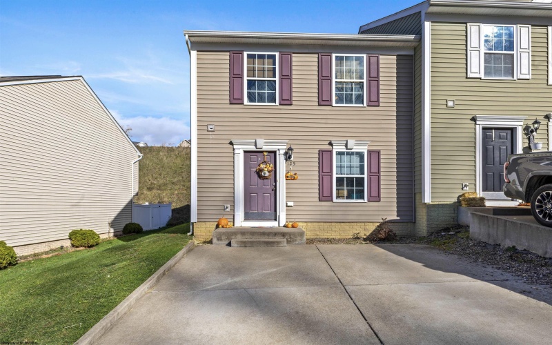 125 Auburn Drive, Morgantown, West Virginia 26501, 3 Bedrooms Bedrooms, 5 Rooms Rooms,2 BathroomsBathrooms,Single Family Attached,For Sale,Auburn,10157349