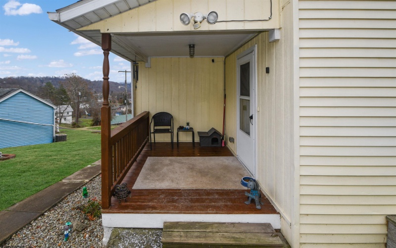 1161 Sabraton Avenue, Morgantown, West Virginia 26505, 2 Bedrooms Bedrooms, 5 Rooms Rooms,1 BathroomBathrooms,Single Family Detached,For Sale,Sabraton,10157382