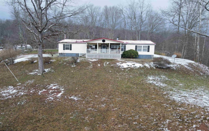 114 Waterview Drive, Horner, West Virginia 26372, 3 Bedrooms Bedrooms, 7 Rooms Rooms,2 BathroomsBathrooms,Single Family Detached,For Sale,Waterview,10157399