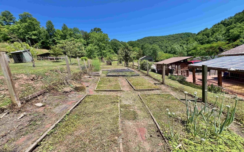 862 Three Lick Road, Orlando, West Virginia 26412, 3 Bedrooms Bedrooms, 6 Rooms Rooms,2 BathroomsBathrooms,Single Family Detached,For Sale,Three Lick,10154610