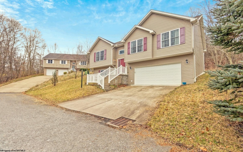 116 June Lane, Morgantown, West Virginia 26508, 3 Bedrooms Bedrooms, 7 Rooms Rooms,2 BathroomsBathrooms,Single Family Detached,For Sale,June,10157419