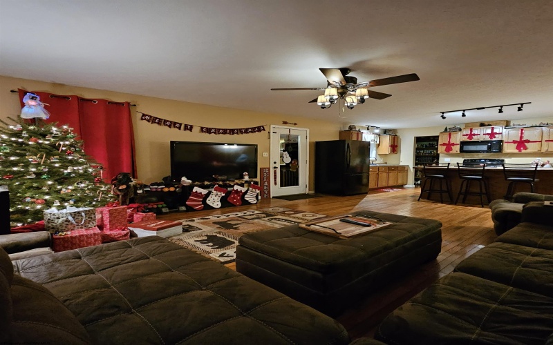 6531 Lake Lane Road, Heaters, West Virginia 26627, 2 Bedrooms Bedrooms, 7 Rooms Rooms,1 BathroomBathrooms,Single Family Detached,For Sale,Lake Lane,10157540