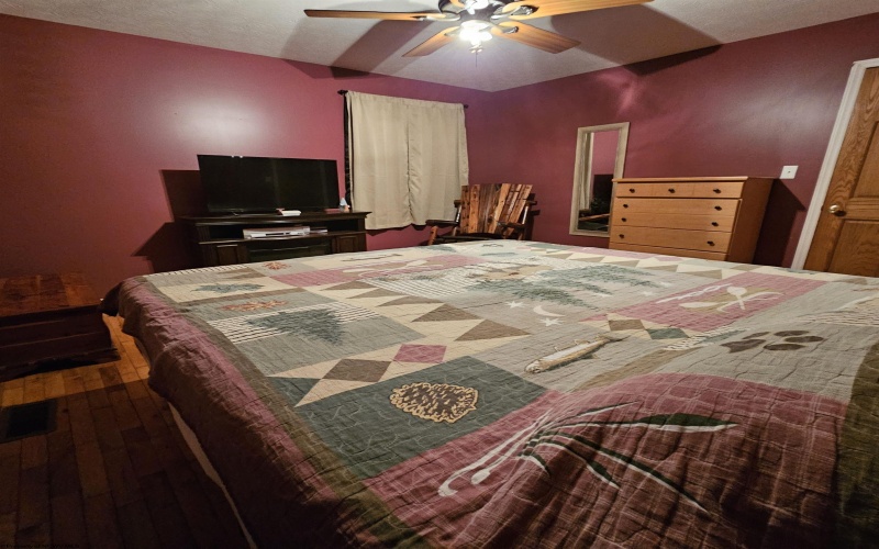 6531 Lake Lane Road, Heaters, West Virginia 26627, 2 Bedrooms Bedrooms, 7 Rooms Rooms,1 BathroomBathrooms,Single Family Detached,For Sale,Lake Lane,10157540