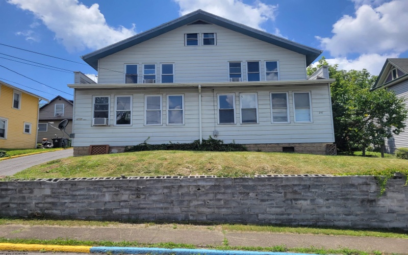 210-212 Dewey Street, Morgantown, West Virginia 26505, ,Multi-unit/income,For Sale,Dewey,10149975