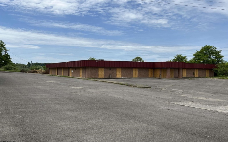 3 TYGART MALL Road, Fairmont, West Virginia 26554, ,Commercial/industrial,For Sale,TYGART MALL,10155159