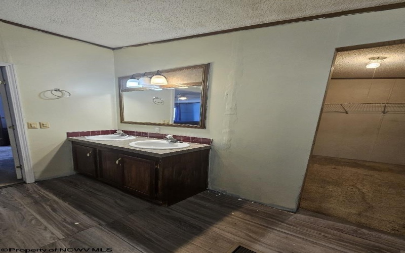 16 liberty Street, Salem, West Virginia 26426, 3 Bedrooms Bedrooms, 6 Rooms Rooms,2 BathroomsBathrooms,Single Family Detached,For Sale,liberty,10157650
