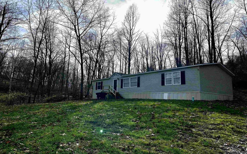 246 Featherbed Road, Walkersville, West Virginia 26447, 3 Bedrooms Bedrooms, 5 Rooms Rooms,2 BathroomsBathrooms,Single Family Detached,For Sale,Featherbed,10157679
