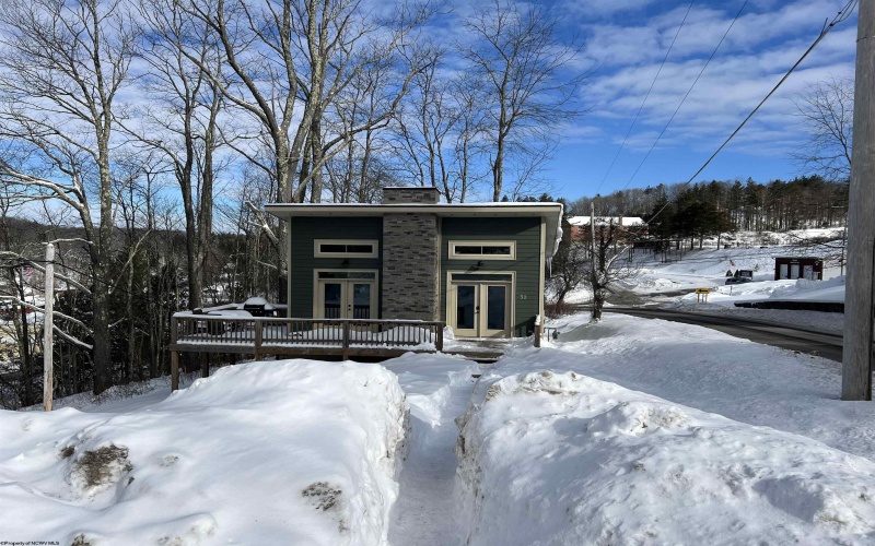 32 Fulton Lane, Thomas, West Virginia 26292, 2 Bedrooms Bedrooms, 5 Rooms Rooms,1 BathroomBathrooms,Single Family Detached,For Sale,Fulton,10157690