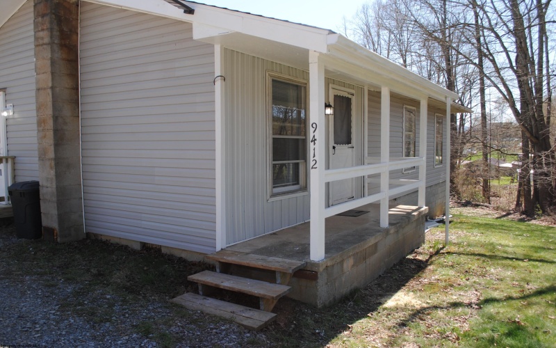 9412 Morgantown Pike, Philippi, West Virginia 26416, 3 Bedrooms Bedrooms, 5 Rooms Rooms,1 BathroomBathrooms,Single Family Detached,For Sale,Morgantown,10157724
