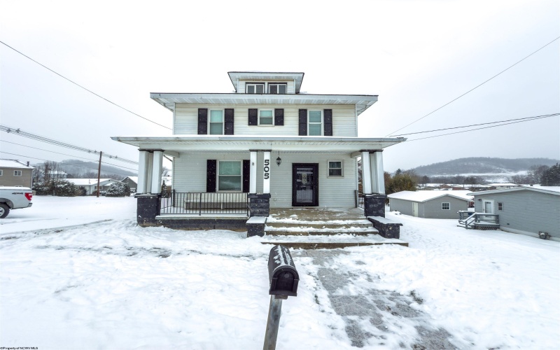 505 Herman Avenue, Star City, West Virginia 26505, 3 Bedrooms Bedrooms, 8 Rooms Rooms,2 BathroomsBathrooms,Single Family Detached,For Sale,Herman,10157727