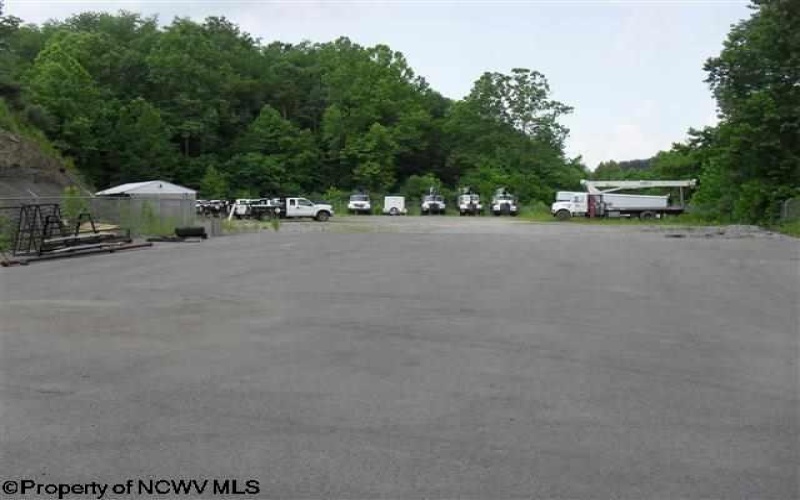 376 HOPE STATION Road, Weston, West Virginia 26452, ,Commercial/industrial,For Sale,HOPE STATION,10126364