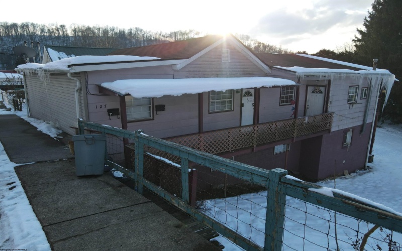 127 McGary Avenue, Weston, West Virginia 26452, ,Multi-unit/income,For Sale,McGary,10157781