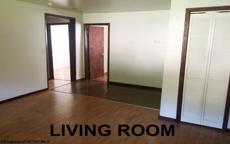 127 McGary Avenue, Weston, West Virginia 26452, ,Multi-unit/income,For Sale,McGary,10157781