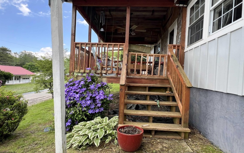 62 Poplar Road, Beverly, West Virginia 26253, 3 Bedrooms Bedrooms, 7 Rooms Rooms,1 BathroomBathrooms,Single Family Detached,For Sale,Poplar,10157799