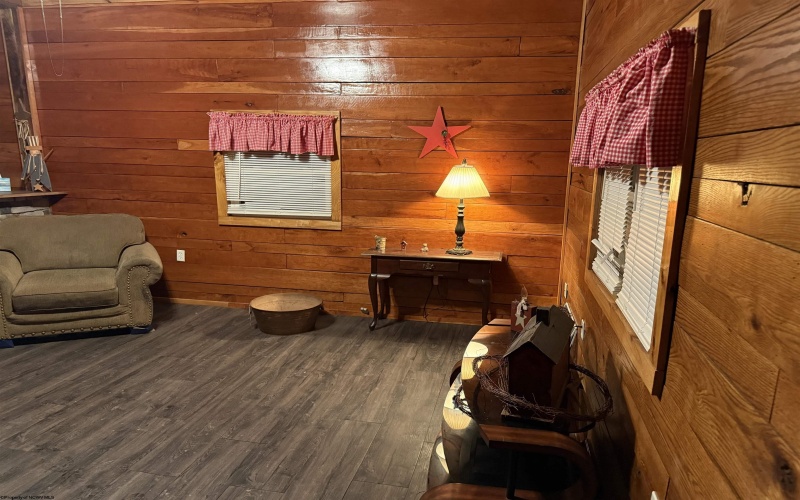 709 Church Street, Monongah, West Virginia 26554, 2 Bedrooms Bedrooms, 6 Rooms Rooms,2 BathroomsBathrooms,Single Family Detached,For Sale,Church,10157805