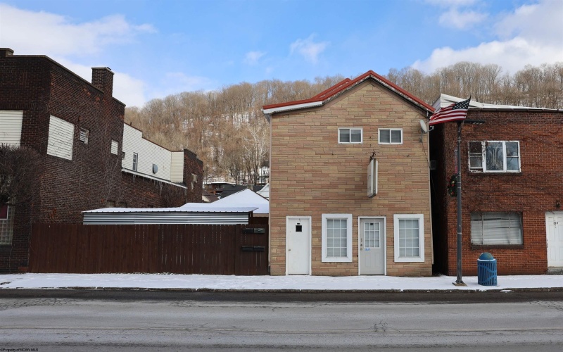 750 & 754 Main Street, Follansbee, West Virginia 26037, ,Multi-unit/income,For Sale,Main,10157820