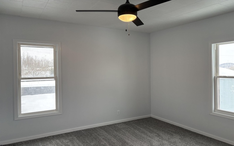 1107 14th Street, Clarksburg, West Virginia 26301, 4 Bedrooms Bedrooms, 7 Rooms Rooms,2 BathroomsBathrooms,Single Family Detached,For Sale,14th,10157864