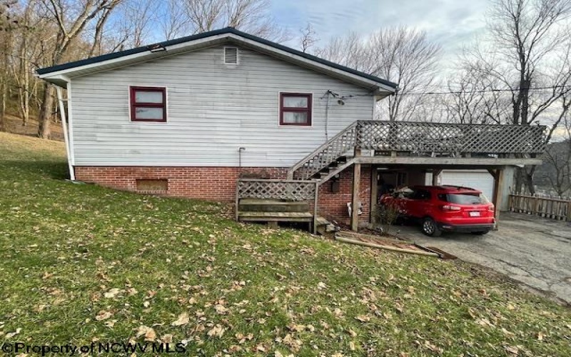 99 Fannie Street, Grafton, West Virginia 26354-1917, 2 Bedrooms Bedrooms, 5 Rooms Rooms,2 BathroomsBathrooms,Single Family Detached,For Sale,Fannie,10157875