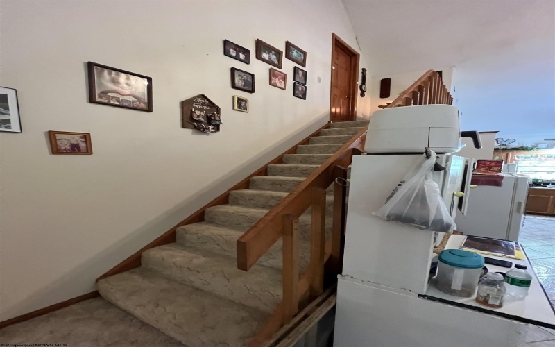 1691 Poe Run Road, Elkins, West Virginia 26241, 3 Bedrooms Bedrooms, 6 Rooms Rooms,2 BathroomsBathrooms,Single Family Detached,For Sale,Poe Run,10157877