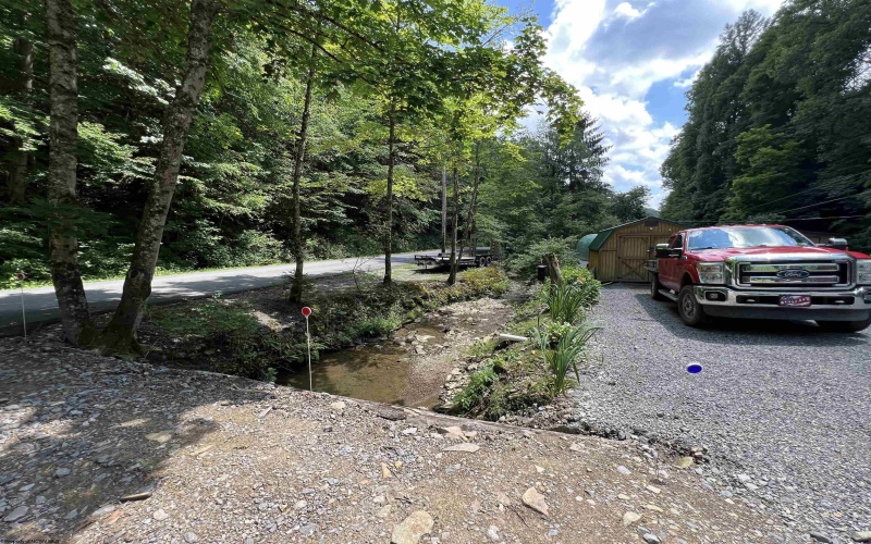 1691 Poe Run Road, Elkins, West Virginia 26241, 3 Bedrooms Bedrooms, 6 Rooms Rooms,2 BathroomsBathrooms,Single Family Detached,For Sale,Poe Run,10157877