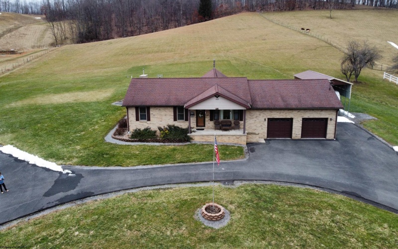 585 Clifton Run Road, Kerens, West Virginia 26276, 3 Bedrooms Bedrooms, 11 Rooms Rooms,2 BathroomsBathrooms,Single Family Detached,For Sale,Clifton Run,10157905