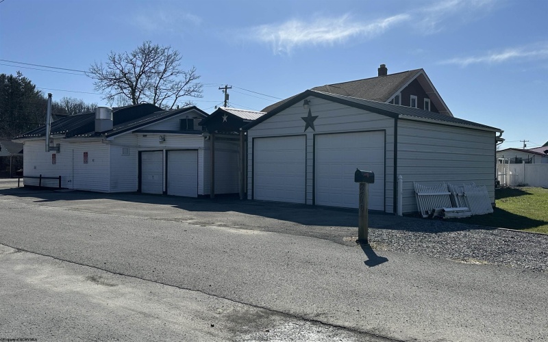 270 & 280 Main Street, Beverly, West Virginia 26253, 5 Bedrooms Bedrooms, 9 Rooms Rooms,2 BathroomsBathrooms,Single Family Detached,For Sale,Main,10157925