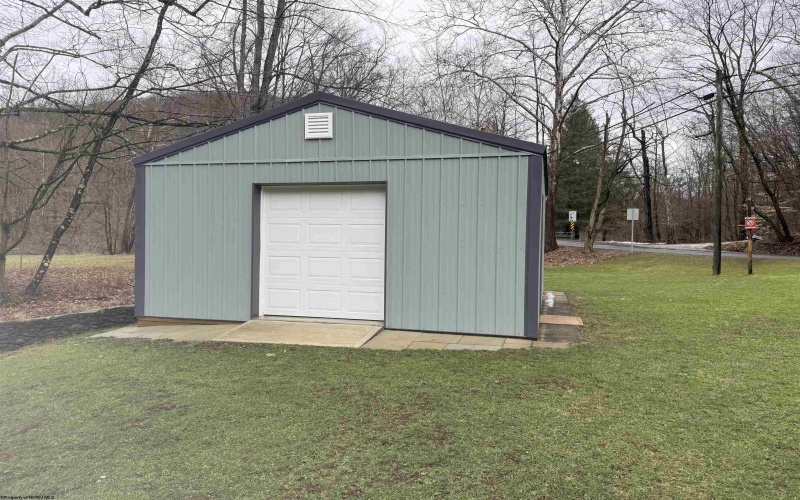 789 Grassy Run Road, Fairmont, West Virginia 26554, 3 Bedrooms Bedrooms, 6 Rooms Rooms,1 BathroomBathrooms,Single Family Detached,For Sale,Grassy Run,10157917
