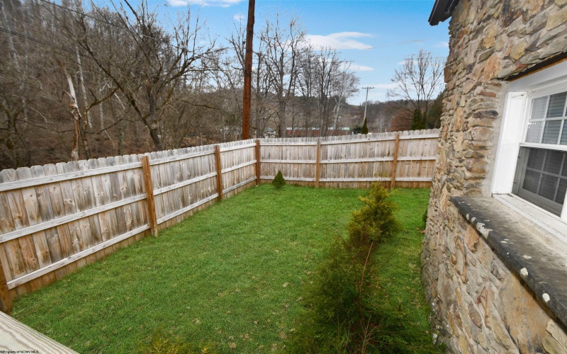 702 Buffalo Creek Road, Barrackville, West Virginia 26559, 2 Bedrooms Bedrooms, 6 Rooms Rooms,1 BathroomBathrooms,Single Family Detached,For Sale,Buffalo Creek,10157956