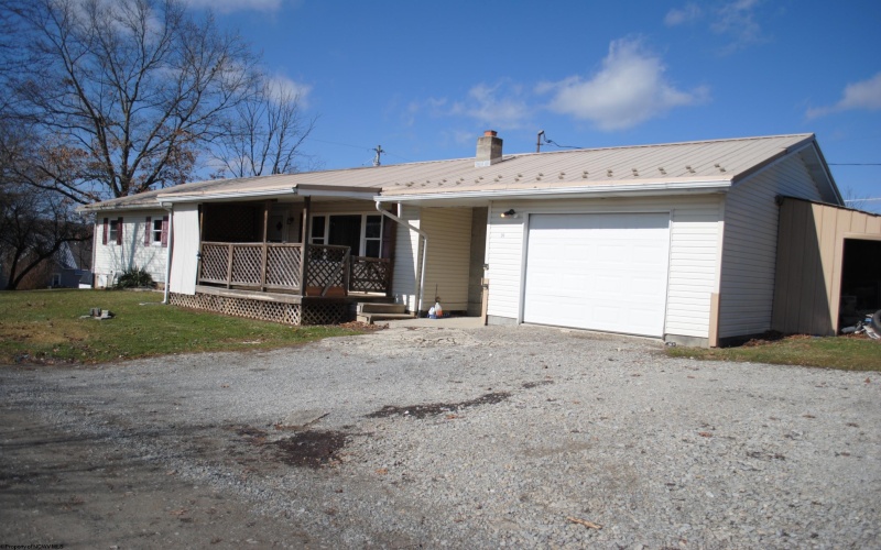 26 Curtis Lane, Belington, West Virginia 26250, 3 Bedrooms Bedrooms, 8 Rooms Rooms,2 BathroomsBathrooms,Single Family Detached,For Sale,Curtis,10157963