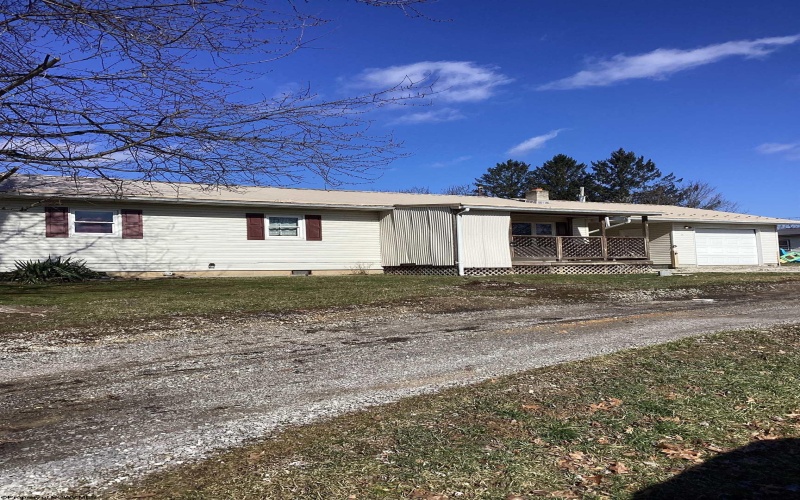 26 Curtis Lane, Belington, West Virginia 26250, 3 Bedrooms Bedrooms, 8 Rooms Rooms,2 BathroomsBathrooms,Single Family Detached,For Sale,Curtis,10157963