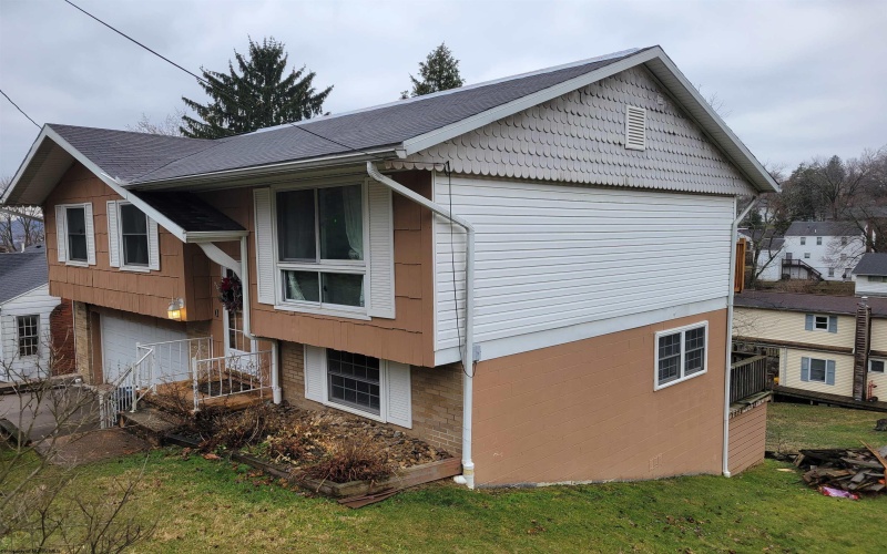929 Garrison Avenue, Morgantown, West Virginia 26505, 3 Bedrooms Bedrooms, 7 Rooms Rooms,2 BathroomsBathrooms,Single Family Detached,For Sale,Garrison,10158001